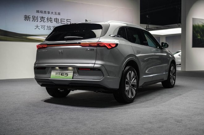 新别克纯电E5静态体验如何在纯电时代稳中求胜？