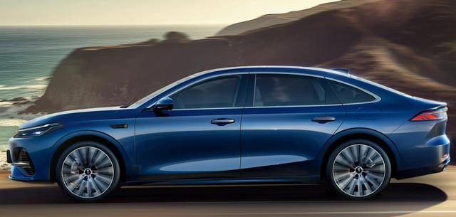 吉利银河A7实车信息：尺寸对标帕萨特插混车价或进9万档