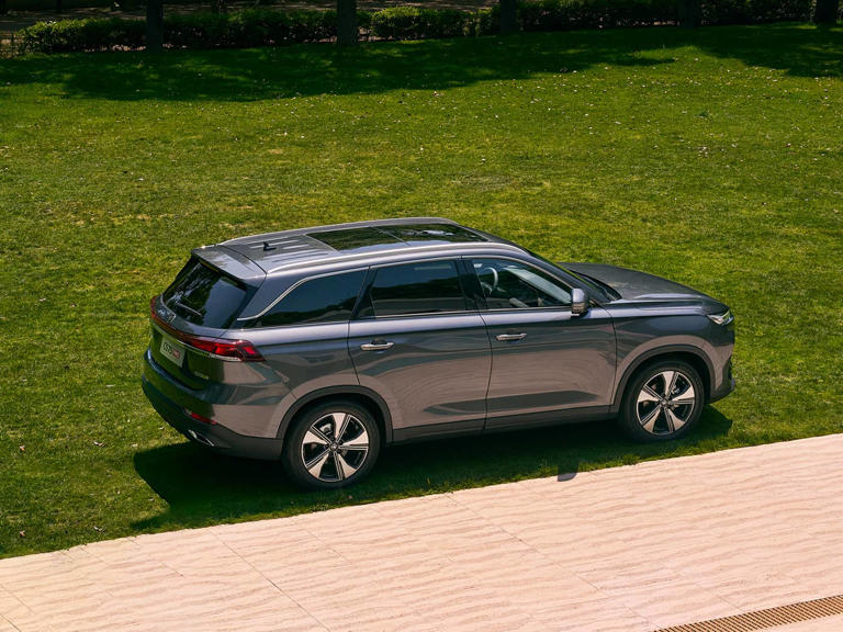 长安全新七座SUV上市，不足11万起，外观动感搭1.5T+7速双离合