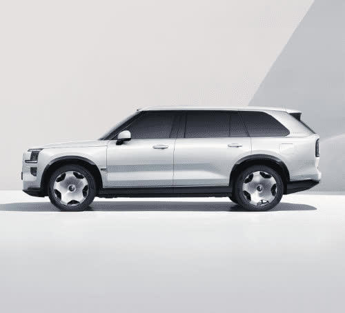 吉利造出“劳斯莱斯”！5颗激光雷达，900V架构，3秒破百超帅