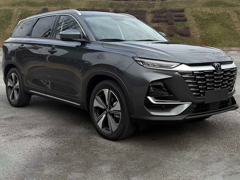 长安全新七座SUV上市，不足11万起，外观动感搭1.5T+7速双离合