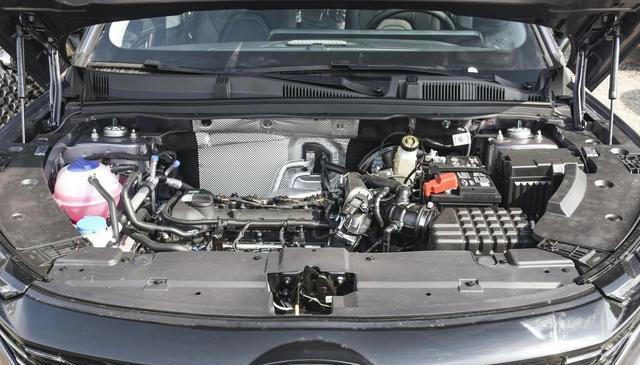 真要排队买奇瑞了！大空间SUV才5万，油耗低配置高，比电车更划算