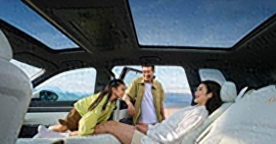 空间大、品质好，20万内的六边形家用SUV还得是eπ008