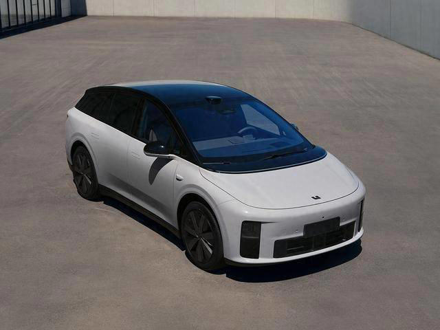 理想i6纯电SUV来袭：800V快充10分钟500km，五座大空间挑战ModelY