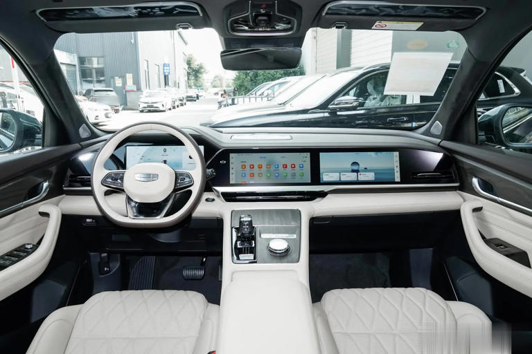 自驾游选这两款SUV，安全舒适、爬坡有劲还耐用省油！