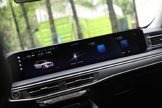 福特探险者四驱穿越版解锁大五座拒绝选座纠结