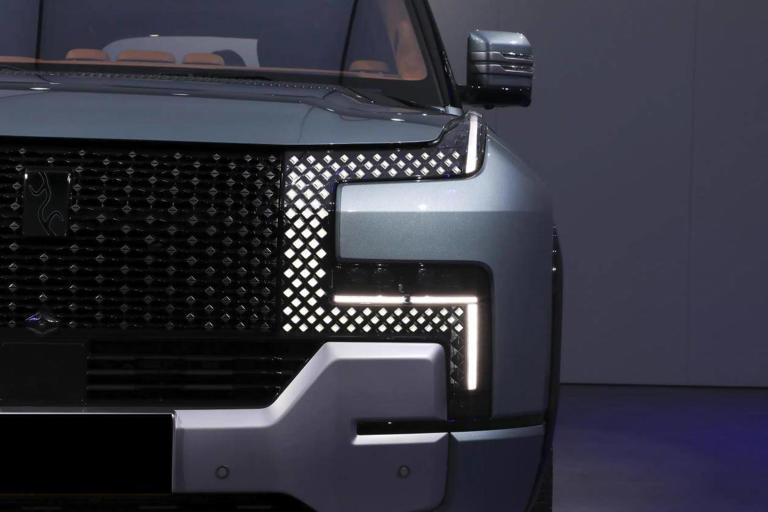 比亚迪“王炸”车型！5.3米全尺寸SUV，配3激光雷达+四电机，累计销量破10000台，刷新纪录