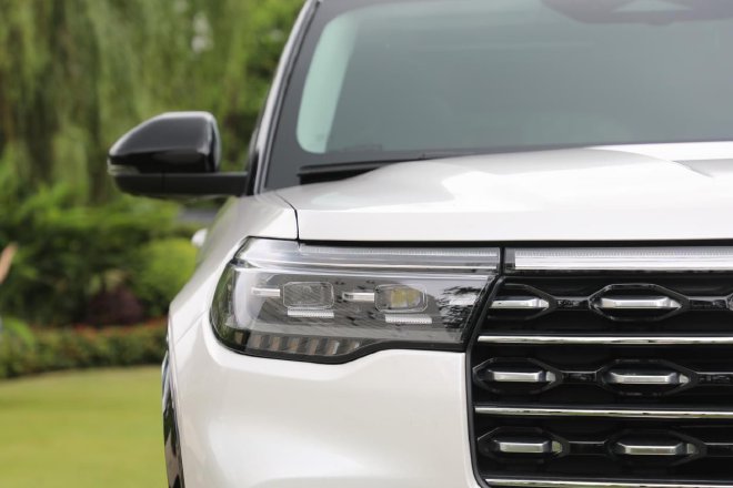 福特探险者四驱穿越版解锁大五座拒绝选座纠结