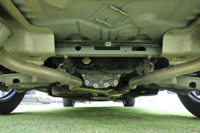 福特探险者四驱穿越版解锁大五座拒绝选座纠结