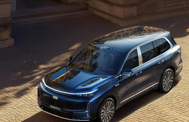 全尺寸SUV卖20万级，长超5米2，4.5秒破百，亏电4.8L，续航1500km