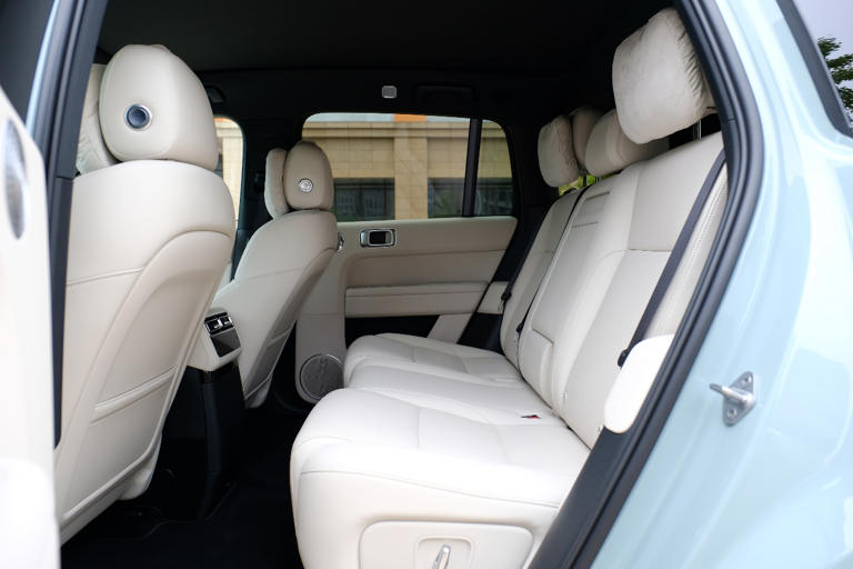 焕新登场精致再进化2025款理想L6焕新版深度体验