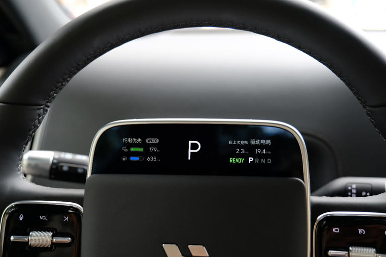 焕新登场精致再进化2025款理想L6焕新版深度体验