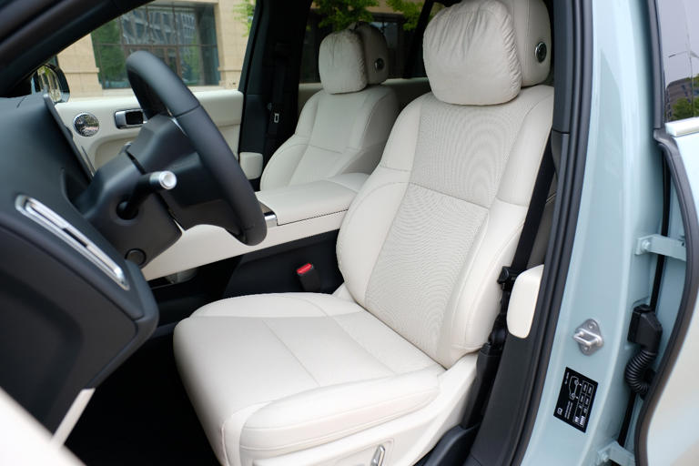 焕新登场精致再进化2025款理想L6焕新版深度体验