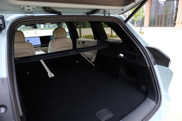 焕新登场精致再进化2025款理想L6焕新版深度体验