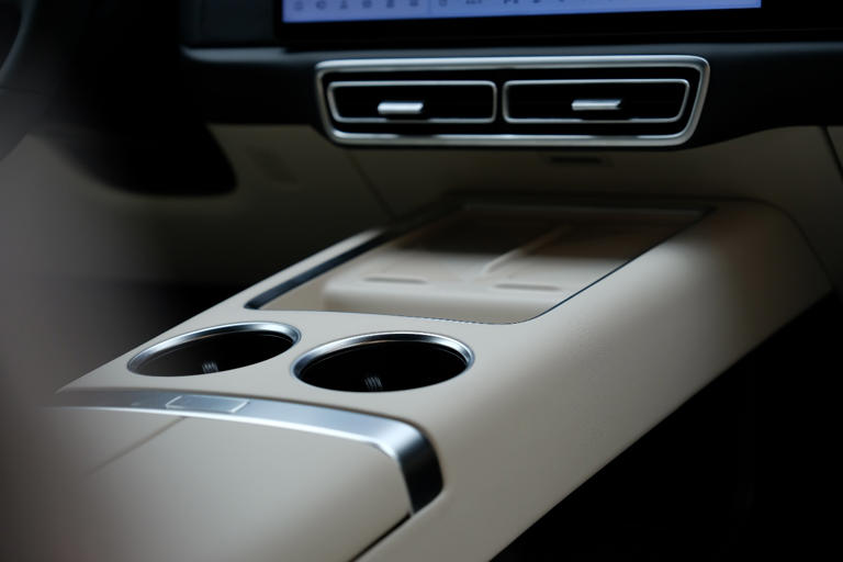 焕新登场精致再进化2025款理想L6焕新版深度体验