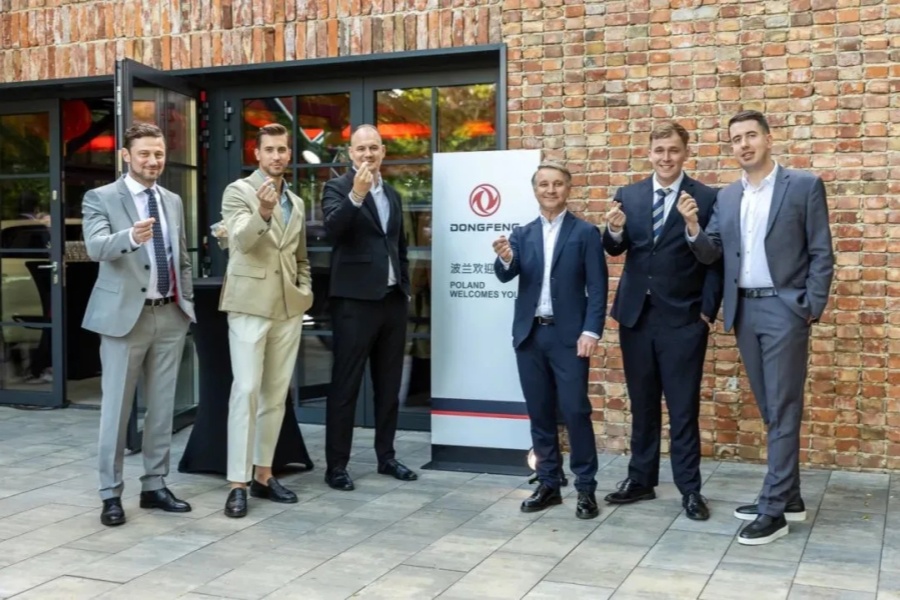 东风进出口公司拓展波兰市场