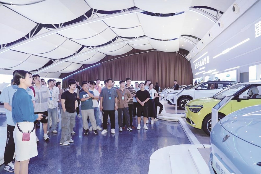 人才赋能 共谱向新跃迁篇章