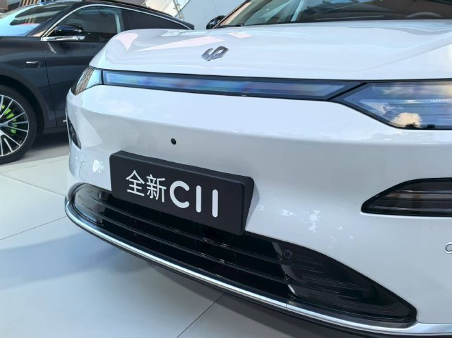 售价14.98-16.58万元零跑全新C11正式上市