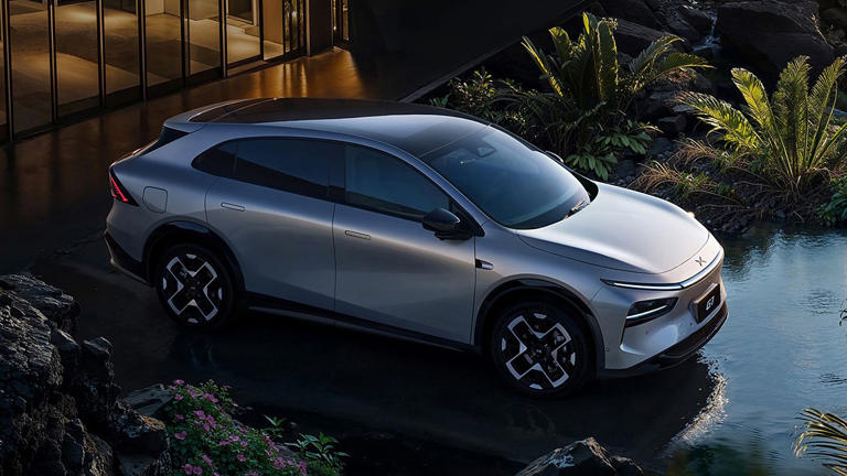 小鹏G7购车推荐，啥都标配，强烈建议入门版？