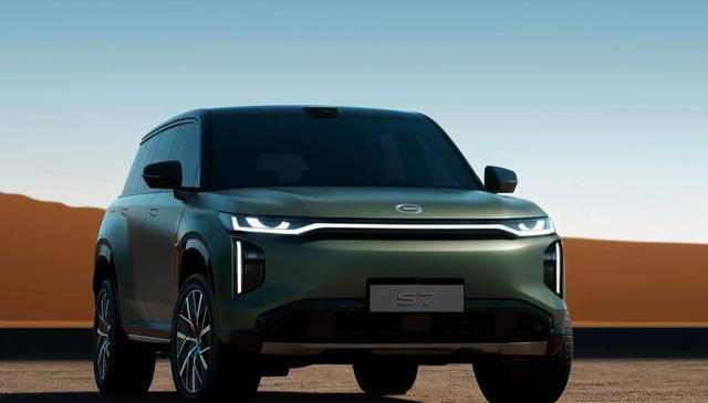 国产版“路虎”来袭，17.58万，续航超1150公里，定位中大型SUV！