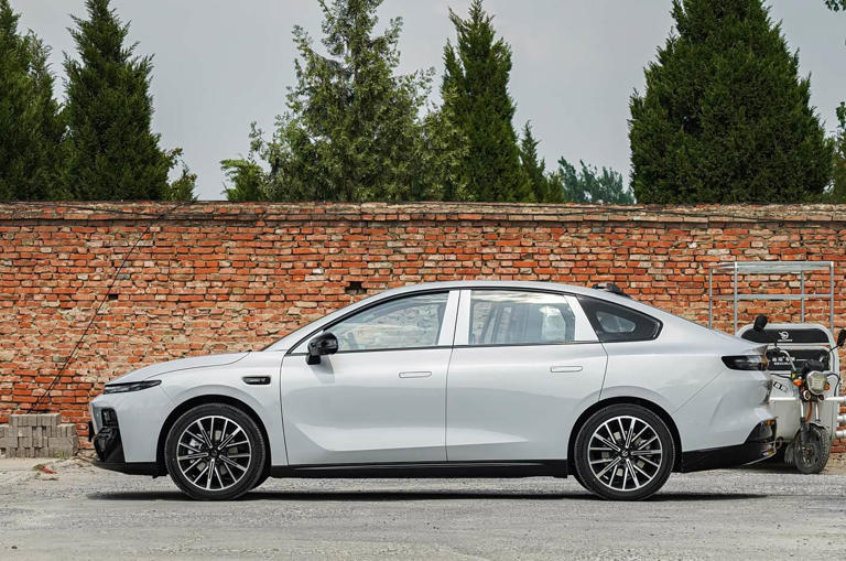 全新纯电轿跑版“理想”即将上市！预售10.58万起，续航达650公里