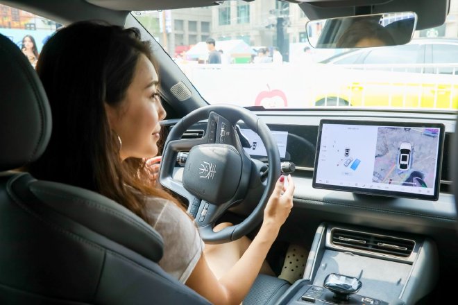 比亚迪启动辅助驾驶OTA升级增多项泊车功能秦L即将推送