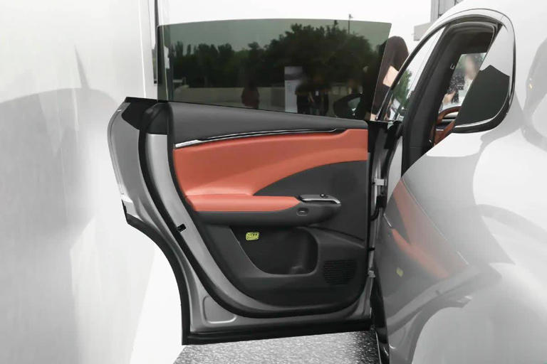 实拍小鹏G7，全系800V+5C超充，仅19.58万起