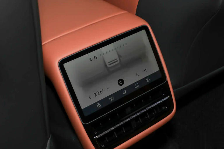 实拍小鹏G7，全系800V+5C超充，仅19.58万起