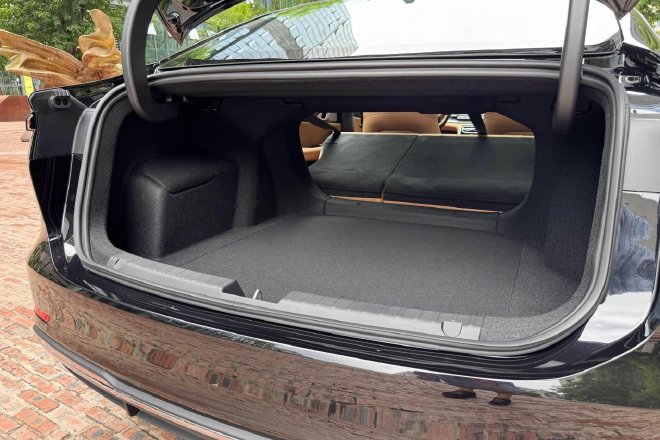 吉利银河A7开启预售预售价10.38万起