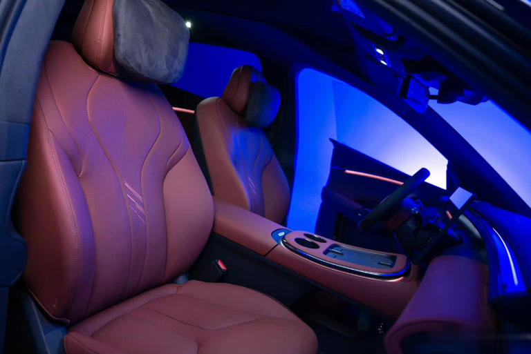 售价19.58万元起，小鹏G7开启首批交付成特斯拉ModelY新对手