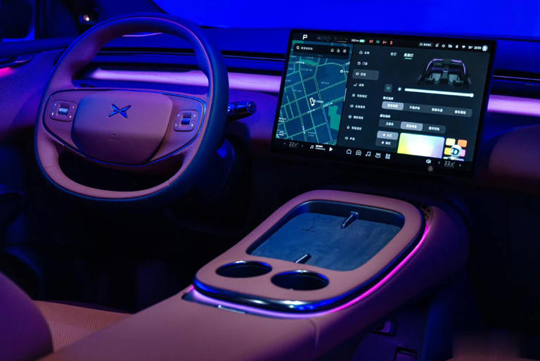 售价19.58万元起，小鹏G7开启首批交付成特斯拉ModelY新对手