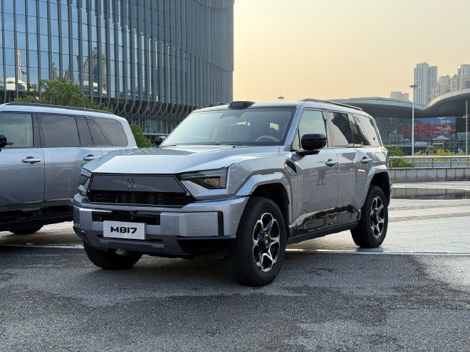 猛士M817开启预售预售价32.99万起