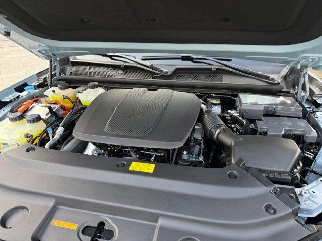 猛士M817开启预售预售价32.99万起