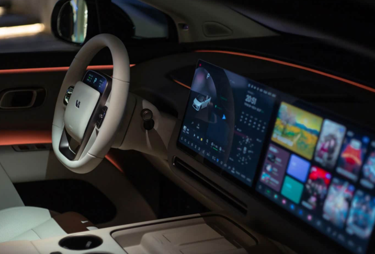 预售价35万起，静态体验理想i8，选它还是悬乐道L90？