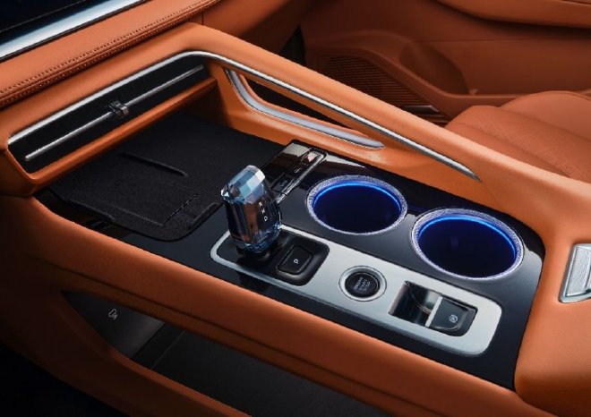 新中式美学设计/8月上市全新一代博越官图曝光