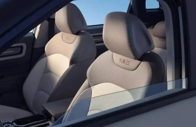 吉利ICON巧克力新车型来袭，7.98万起且配置升级