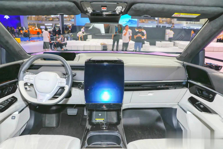 本田全新纯电中型SUV来袭，续航超650km，最大476马力！