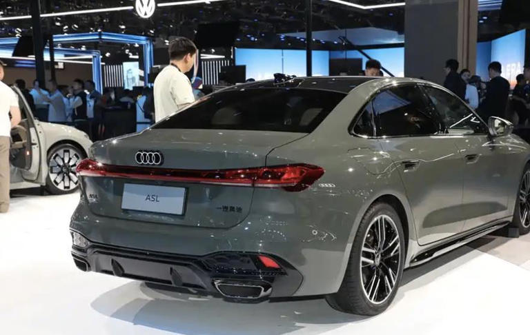 一汽奥迪A5L/Q6Le-tron将于8月7日上市!提供专属车色 一汽奥迪A5L/Q6Le-tron将于8月7日上市!提供专属车色