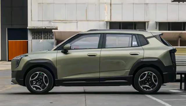 东风纳米06‖功能齐全，一款为国民量身打造的小型纯电SUV。