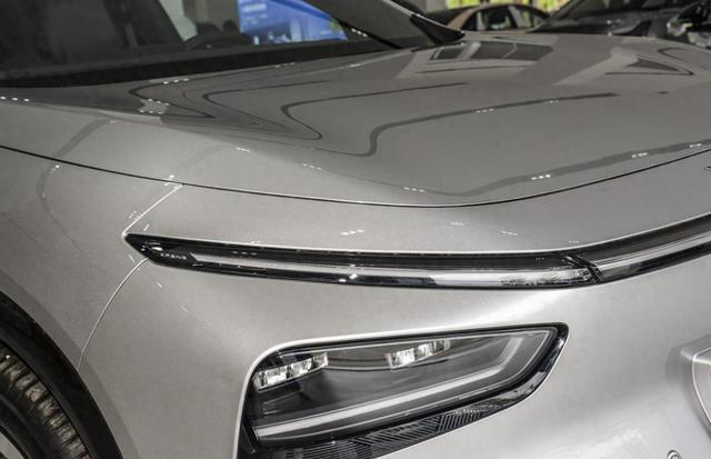 小鹏G7即将上市,车宽近2米,外观时尚,纯电续航里程超700km 小鹏G7即将上市,车宽近2米,外观时尚,纯电续航里程超700km