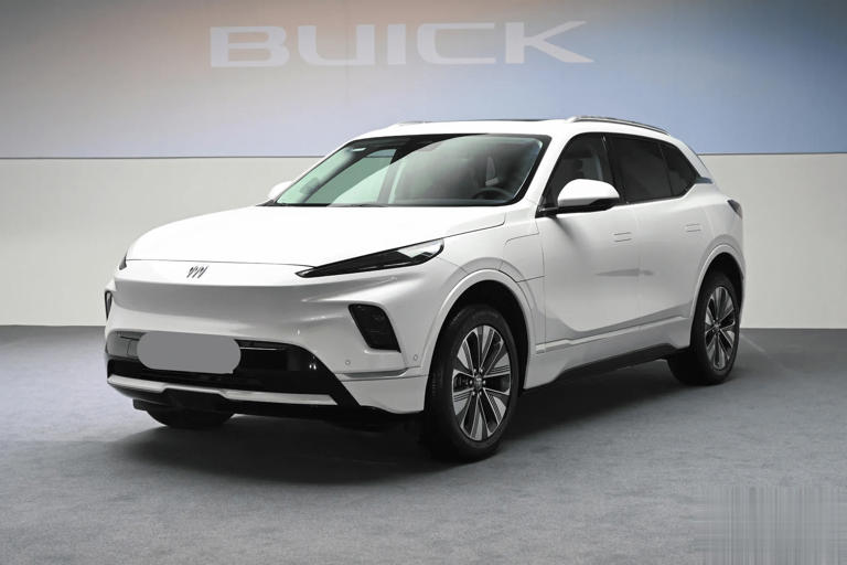 新款别克E5登场！纯电续航620km，外观时尚科技感提升