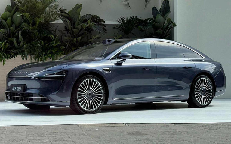 又一台国产“A8”！昊铂A8申报图曝光，这颜值你给打几分？