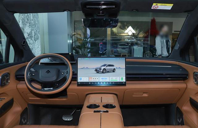 全新中大型增程式SUV即将上市！纯电续航350公里，配激光雷达+6座