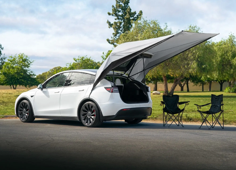 特斯拉ModelYL实车曝光：尺寸确认，六座版驾乘空间应当不会小