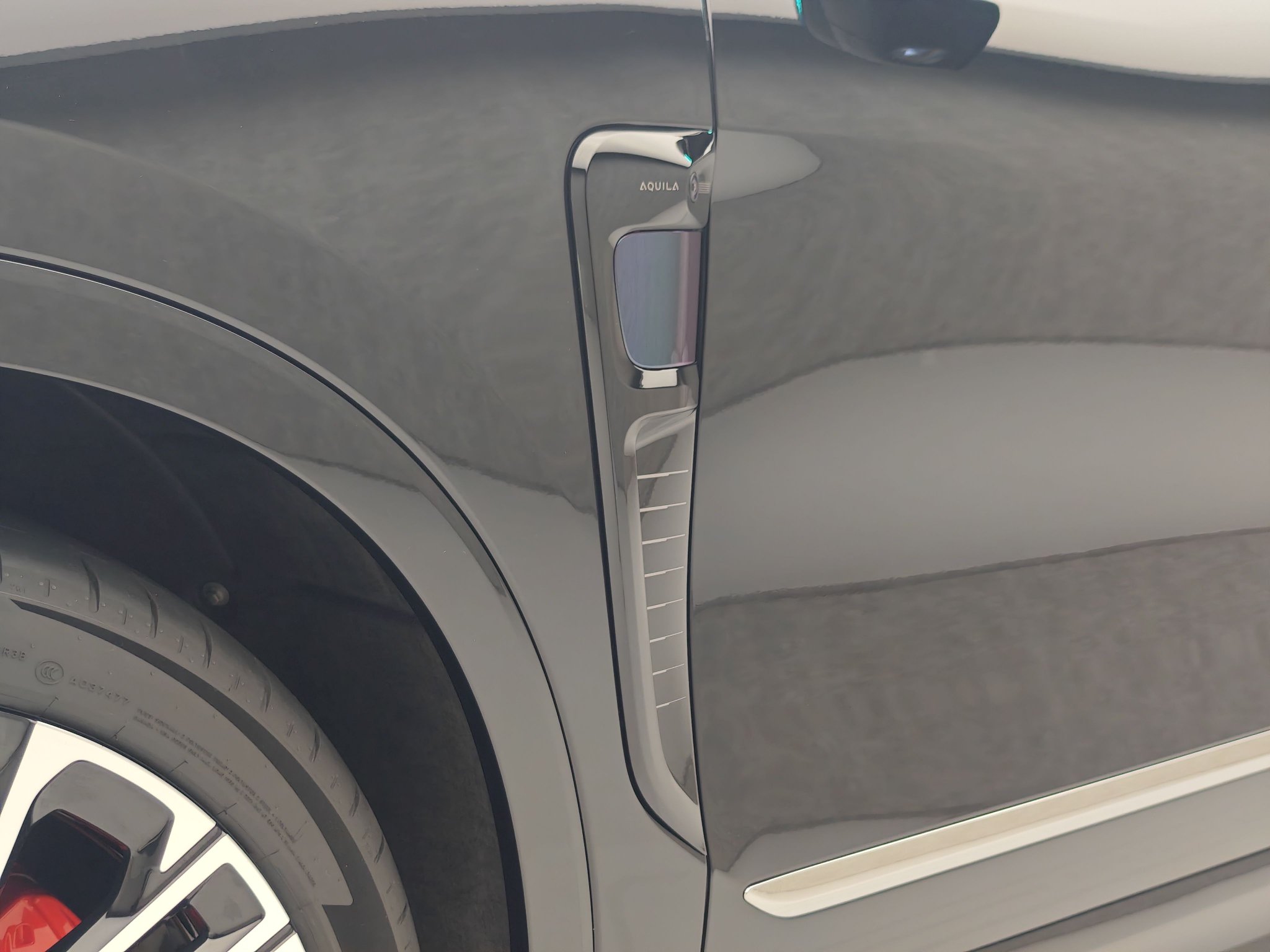 租电方案预售30.88万元起蔚来全新ES8正式开启预售