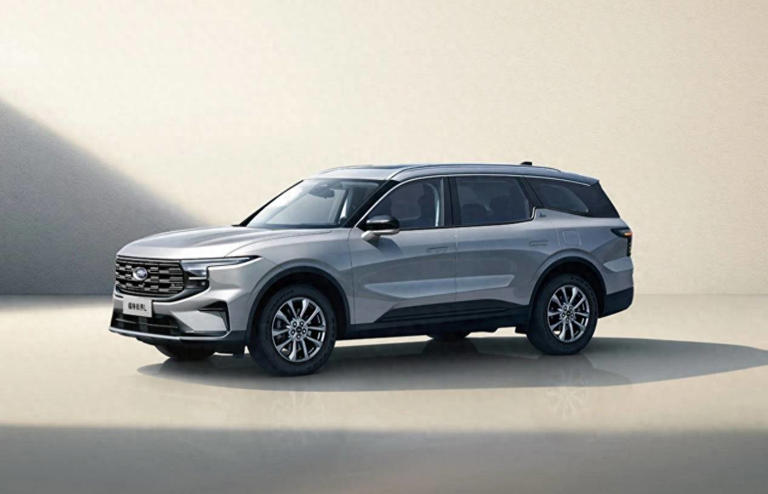 家用SUV优选：福特锐界与现代途胜，动力强劲安全舒适空间大