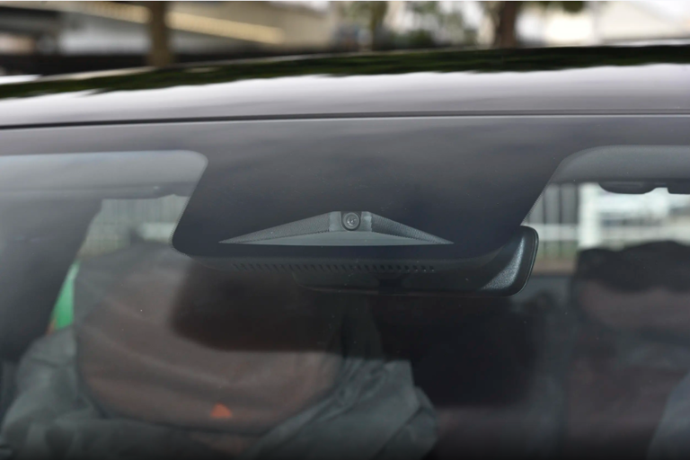 10-15万元选家用车，深蓝S05和银河E5谁更合适？