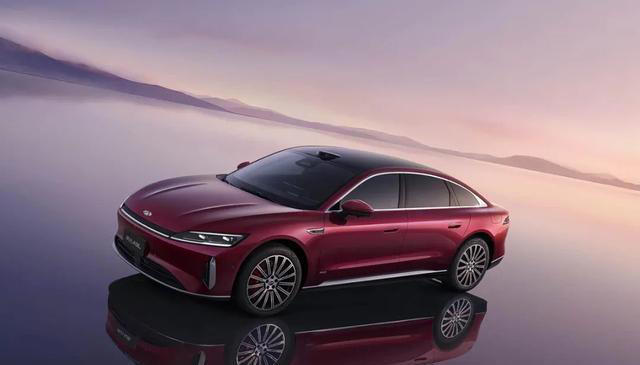 14万买3米轴距C级车，油耗不到5L，还带大沙发！