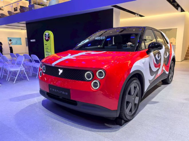 2025成都车展探馆：蔚来萤火虫