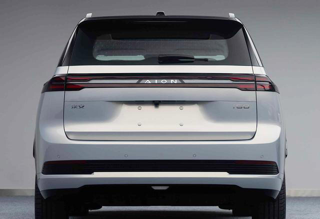 广汽埃安新款SUV实车曝光，全新设计风格，车长4685mm，两种动力